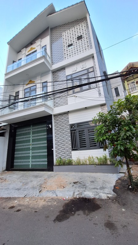 Bán gấp nhà 3 tầng đường nội bộ đường Tây Sơn, thành phố Quy Nhơn