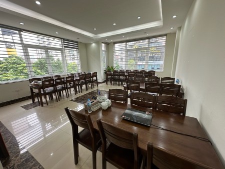 Cho thuê sàn văn phòng diện tích 120m2 tại Vũ Phạm Hàm, Cầu Giấy, Hà Nội
