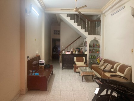 Bán nhà mặt tiền đường Số 37 phường Tân Quy. LH 0326648444