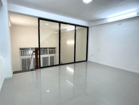 Nhà sau mặt tiền Hàm Nghi, 3 tầng, 50M2 chỉ 2.85 tỷ