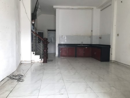 Cho thuê NNC Mặt Tiền (4PN-250m2)Tại P.Hiệp Bình Phước,Thủ Đức – Đg 2
