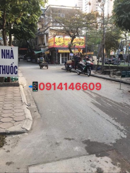 Chủ nhà bán gấp căn 5T, 35m2, ngay tt Cầu Giấy chỉ 4xx tỷ, sổ đỏ vuông đẹp