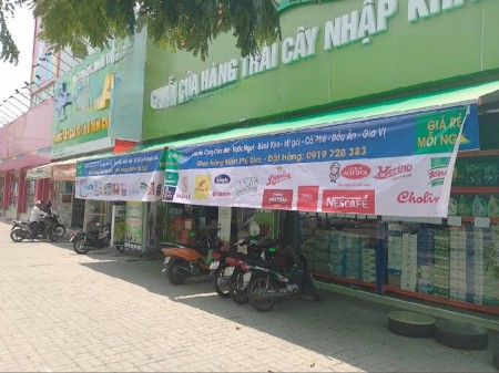 Cho thuê mặt bằng ngang 10m dài 12m ngay ngã tư Phạm Hữu Lầu