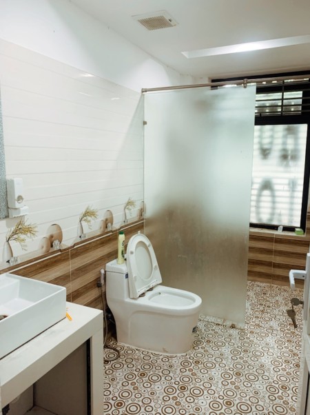 Cho thuê nhà Nguyên căn mặt tiền Shophouse FPT City Công Năng 2 tầng 2PN, 2Wc, 1PK, full nội thất.