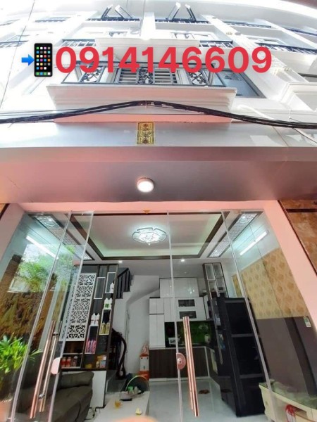 Căn 5 tầng, 35m2 lô góc 3 mặt thoáng ngay TT.Q Cầu Giấy - Ngõ siêu nông - Chỉ 5,x tỷ