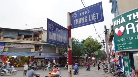 Đi đến slide 4