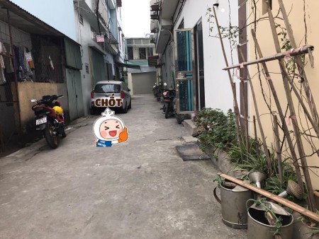 Bán nhà Bát Khối – Ô tô đồ cửa nhà dân xây – Diện tích 35m – Nhỉnh 3 tỷ