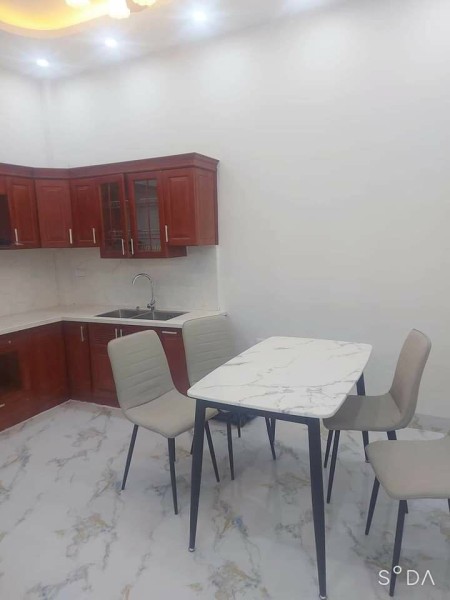 Nhà Trung Liệt - Đống Đa - Ô tô, kinh doanh - Ngõ thông, nhà đẹp - 48M X 4T, MT 4M - Nhỉnh 9 tỷ