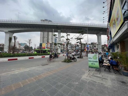 Hàng hiếm - Nội thất đẳng cấp 5 sao – Ngõ thông các ngả - Kinh doanh nhỏ 15M ra phố