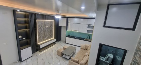 Bán nhà phố Vĩnh Hưng - Nhà đẹp còn mới - Full nội thất - Ở luôn