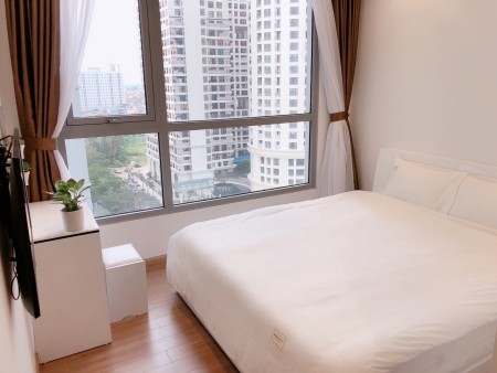 Cho thuê căn 2 phòng ngủ đẹp toà P05- Times City.