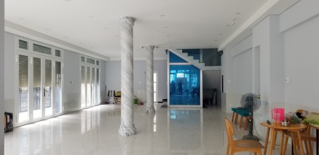 Cho thuê nhà Nguyên Căn 2 Mặt Tiền mới xây (11m x 25m ) tại chợ Đầu Mối Thủ Đức