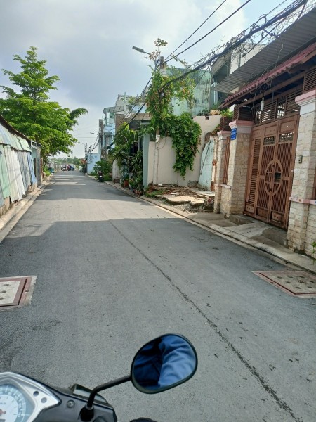Chính chủ cần bán đất ở tại phường Hiệp Thành, quận 12, TP.Hồ Chí Minh.