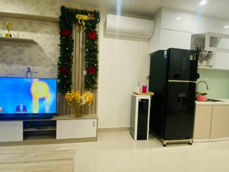 Cho thuê căn hộ 2 phòng ngủ + Vinhomes Grand Park quận 9 full nội thất