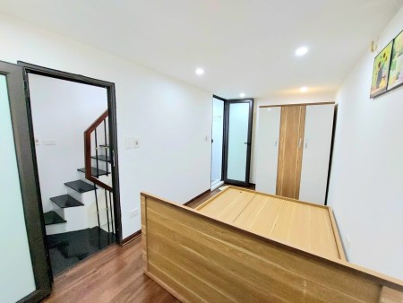 Cần bán gấp nhà Thái Hà - Đống Đa, 4 tầng, 3.2 tỷ
