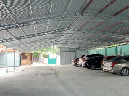 Cho thuê kho để hàng và nhận giữ xe tháng 4ch-30ch. Liên hệ 0554944305