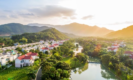 Bán lô đất 300m2 đường Bãi Dài giáp khu đô thị Xanh Villas, giá đầu tư.