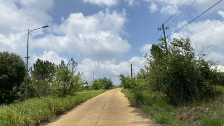 Bán Đất thổ cư TT Măng Đen, kon tum, 5500m2, giá rẻ