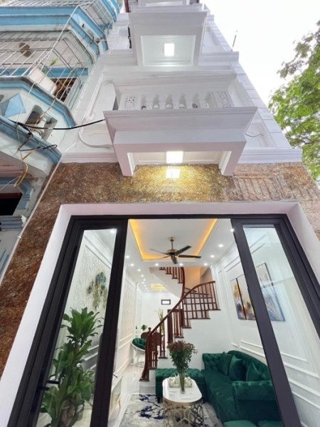 Cần bán nhà 4 tầng phố Trần Bình