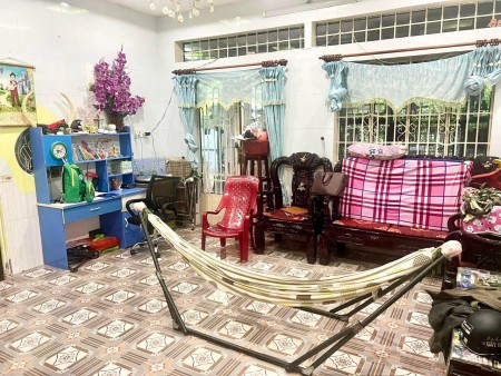 Hẻm xe hơi, diện tích 110m2, ngang 8m, nhà trệt, giá hơn 2 tỷ, Nguyễn Văn Tăng, Quận 9.
