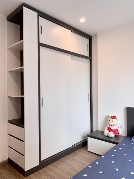 Chính chủ bán cắt lỗ (250tr) căn 3N góc + 2VS giá 2.45tỷ tại Vinhomes LH: 0969.493.294.