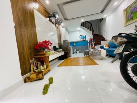 Siêu hót! Nhà khu Trường Chinh full nội thất, giá chỉ 3.7 tỷ.