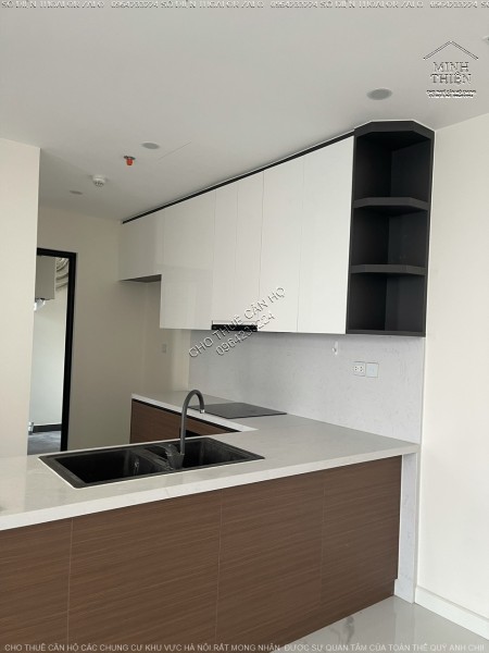 (Chung Cư Sunshine City KĐT Ciputra Cho Thuê) Căn 2 Ngủ 1 Đa Năng 96 mét Nt Cơ bản Giá Cực Tốt.