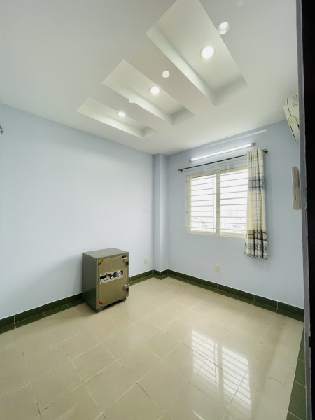 CC Phú Thọ Quận 11 66m2 2pn, 2.6 tỷ, sẵn sổ, vị trí thuận tiện di chuyển