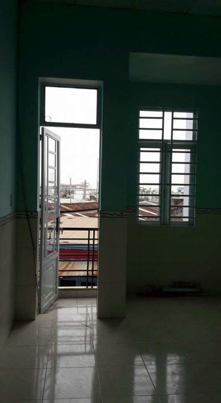 Cho thuê nhà hẻm xe hơi gần trường học