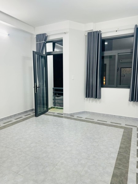 39M2 - 5 Tầng - Cách 1 căn hẻm xe hơi - An ninh - Chỉ nhỉnh 6 tỷ
