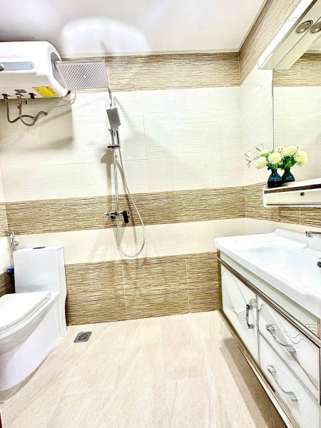 Bán nhà Quan Nhân - 10M ra oto - 30M2*5 Tầng - 5.4 tỷ SĐCC.
