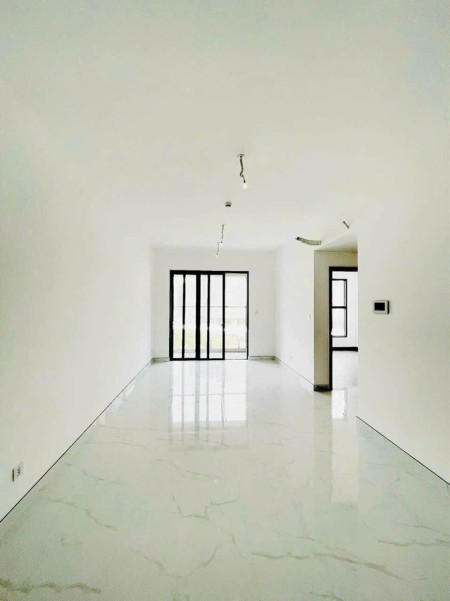Hot! 112m2 Briliant - 2 phòng ngủ giá rẻ nhất chỉ 5.6 tỷ (102%, full thuế phí). LH 0933149558