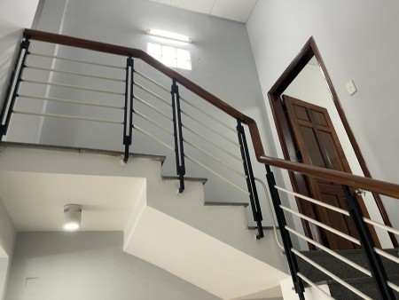 Gấp bán, nhà 2 tầng 54m2 Trần Cao Vân, Thanh Khê, nhỉnh 2 tỷ, cực rẻ