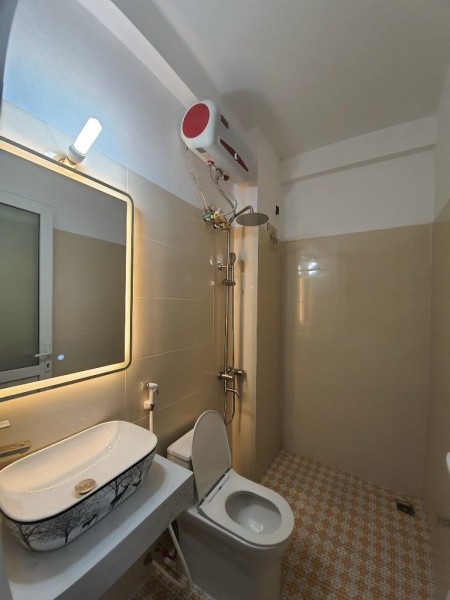 Bán nhà mặt phố Lê Đức Thọ Đẹp - Diện tích 56m2, 5 tầng - Thiết kế hiện đại, vị trí Vàng!