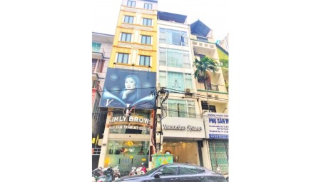 Bán nhà mặt ngõ, phân lô Huỳnh Thúc Kháng, giá 10 tỷ