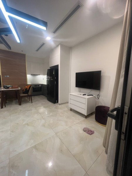 Ngộp Bank cần bán nhanh căn 2PN 78m2 Vinhomes Golden River Bason Quận 1 giá 7 tỷ