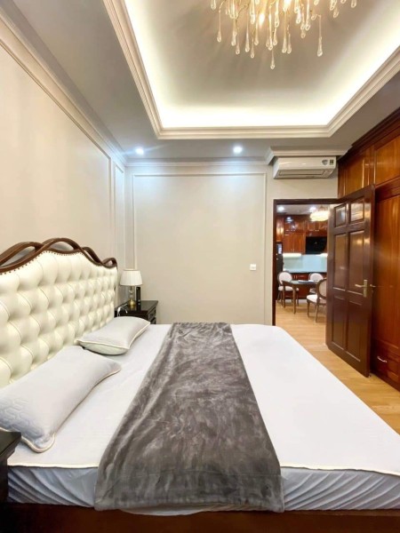 Cần bán gấp siêu phẩm ngõ 152 Nguyễn Đình Hoàn, trung tâm Cầu Giấy - Nhà dân xây, mặt ngõ rộng