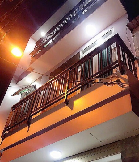 Bán gấp nhà 3 tầng Ngô Đến, Vĩnh Phước, Nha Trang2tỷ4 (bớt lộc)