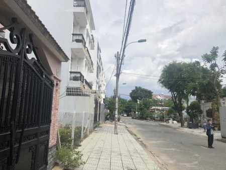 Bán đất mặt tiền đường nội bộ khu Ao Sen Tên Lửa