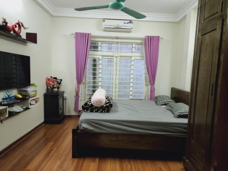 Trung tâm Cầu Giấy – Oto tránh - Kinh doanh sần uất 60m2 x 3T SĐT 0374598233