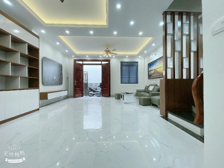 Nhà đẹp đón tết, Trần Cung Bắc Từ Liêm, giá 7.1 tỷ với 5 phòng ngủ