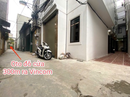Bán nhà Quang Tiến ngay cổng Vincom oto đỗ tận cổng chỉ hơn 3tỷ