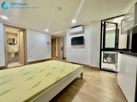 Căn hộ Full nội thất ngay Vincom Lê Văn Việt đầy đủ tiện nghi