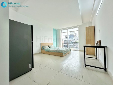 Khai trương phòng mới bancol 30m2 ngay trường Kinh tế đối ngoại
