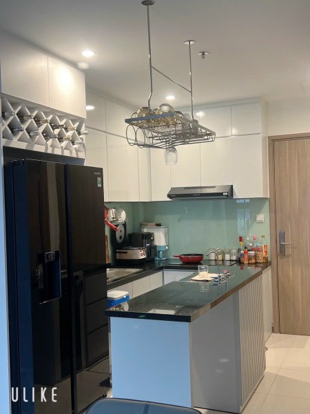 Cho thuê căn hộ 2 phòng ngủ đầy đủ nội thất cao cấp, dự án Vinhomes grand park quận 9