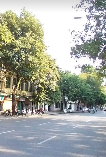 Bán nhà mặt phố Đinh Tiên Hoàng 130m2, mặt tiền 5,8m, view hồ kinh doanh nhỉnh 100 tỷ