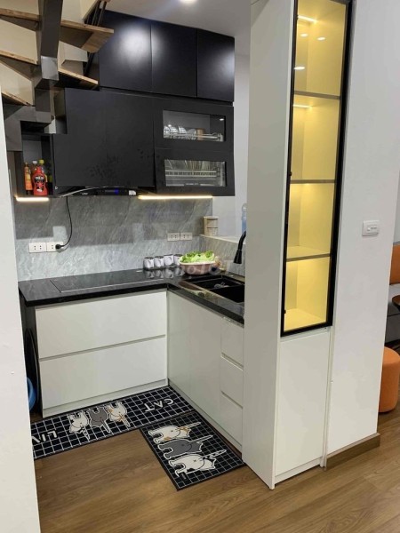 Bán căn hộ tập thể Quân đội Cầu Diễn, Bắc Từ Liêm, Hà Nội 65m2 giá 2,43 tỷ đẹp.