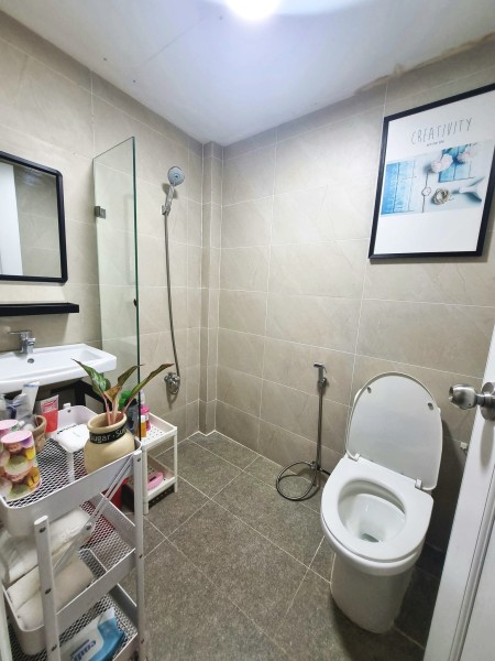 Nhà 2 tầng xinh xắn +45M2 Nở hậu - Trung tâm quận 1 - Sát mặt tiền và công viên Lê Văn Tám