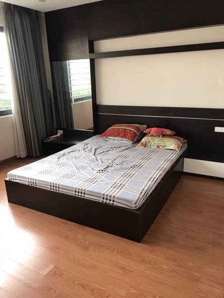 Gấp bán nhà lô góc Lê Đức Thọ giá cực sốc 37m2 5.2 tỷ