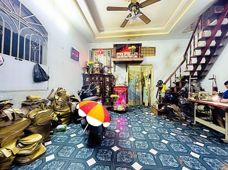 Bán Nhà, Phường 10, Tân Bình, 62m2, 2 Tầng, Chỉ Nhỉnh 4 Tỷ.